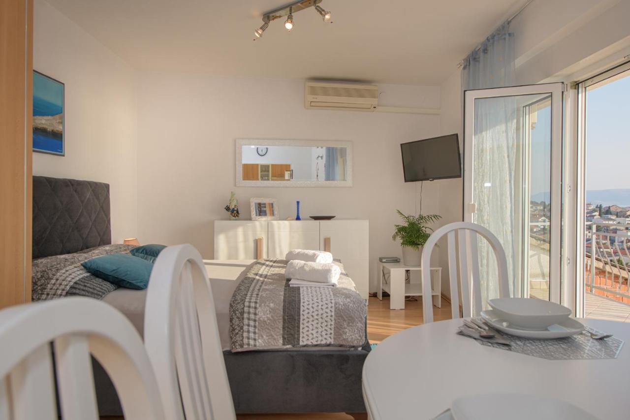 Apartmani Tena Selce Eksteriør billede